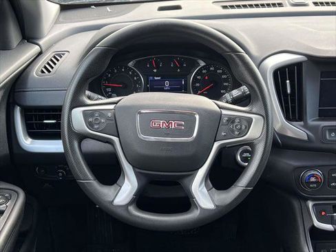 Used 2022 GMC Terrain SLE w/ Driver Convenience Package image 12