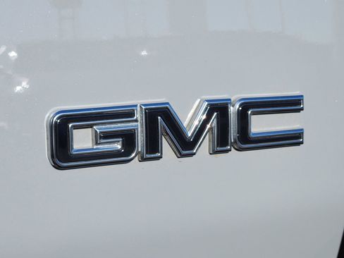 New 2025 GMC Hummer EV 2X image 9