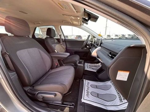 New 2024 Hyundai Ioniq 5 SEL image 20