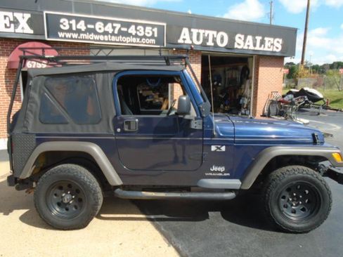 Used 2006 Jeep Wrangler X AWD/4WD image 2