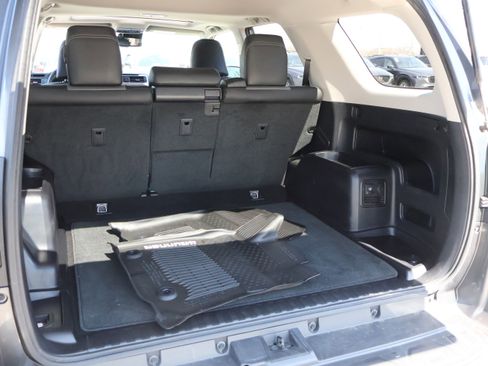 Used 2020 Toyota 4Runner SR5 Premium w/ Moonroof Package image 17