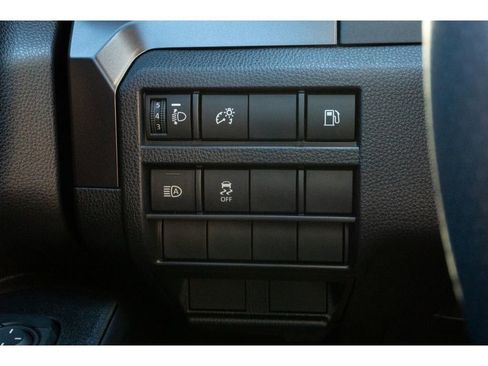 Used 2025 Toyota 4Runner SR5 image 29