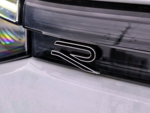New 2026 Volkswagen Tiguan SE R-Line FWD image 3