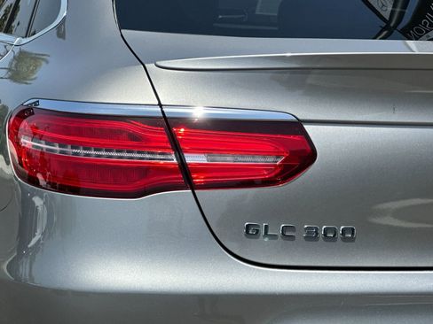 Used 2019 Mercedes-Benz GLC 300 4MATIC Coupe image 32