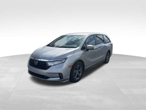 Certified 2023 Honda Odyssey EX image 4