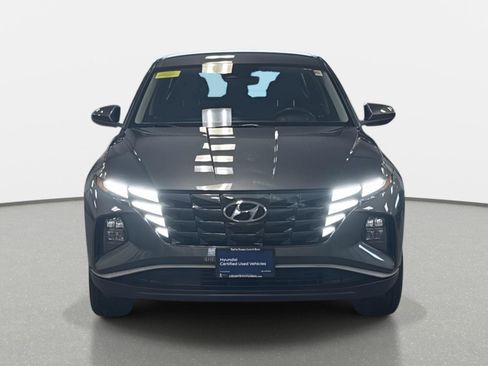 Used 2023 Hyundai Tucson SE image 2