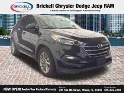 Used 2016 Hyundai Tucson SE FWD image 2