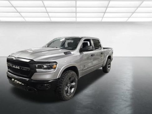 Used 2024 RAM 1500 Big Horn AWD/4WD image 9