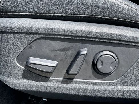 Certified 2026 Kia Sportage EX FWD image 30