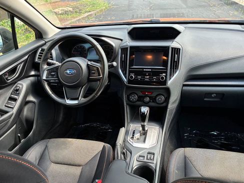 Used 2018 Subaru Crosstrek 2.0i Premium w/ Moonroof Package AWD/4WD image 11