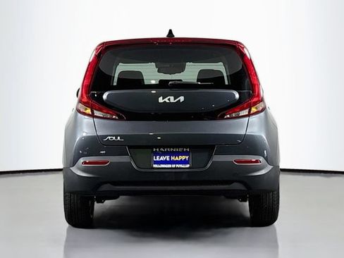 Used 2022 Kia Soul S FWD image 6
