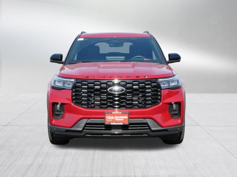 Used 2025 Ford Explorer ST-Line w/ Premium Package AWD/4WD image 2