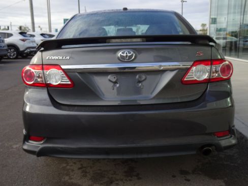 Used 2012 Toyota Corolla S image 4