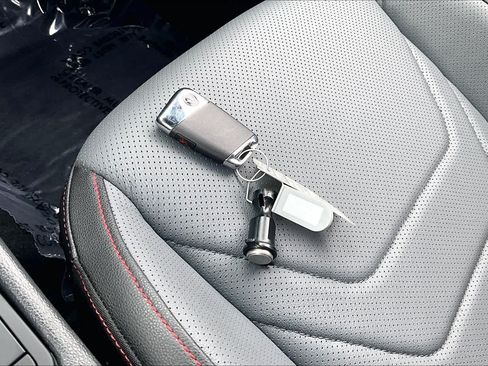 Used 2025 Volkswagen Jetta GLI Autobahn FWD image 14
