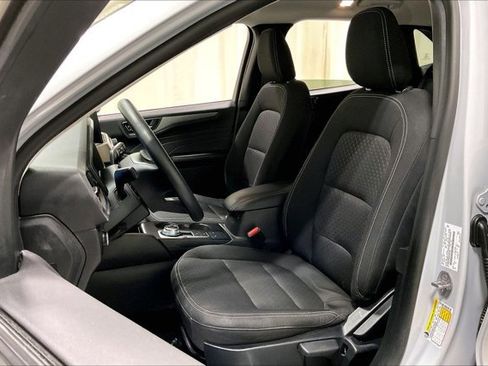 Used 2025 Ford Escape Active AWD/4WD image 25
