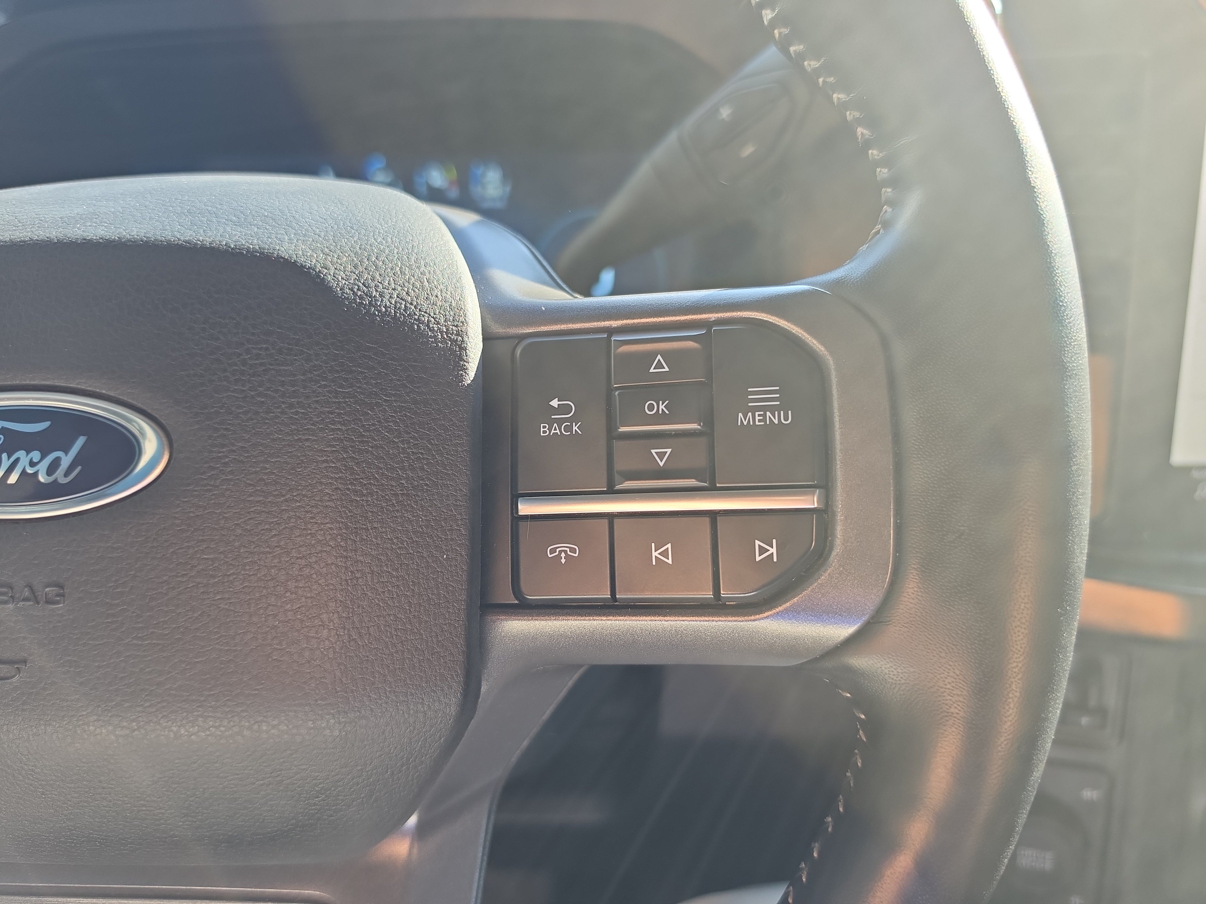 Used 2024 Ford F250 Lariat AWD/4WD image 23
