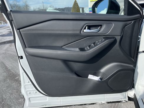 New 2026 Nissan Rogue SV image 19