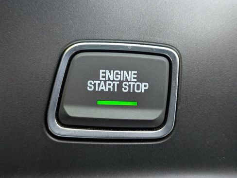 Used 2015 Chevrolet Corvette Stingray Convertible w/ Battery Protection Package image 21