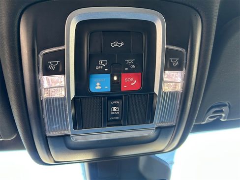 Used 2025 RAM 1500 Laramie image 20