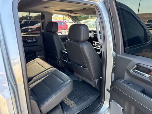 Used 2024 GMC Sierra 1500 Denali w/ Technology Package AWD/4WD image 12