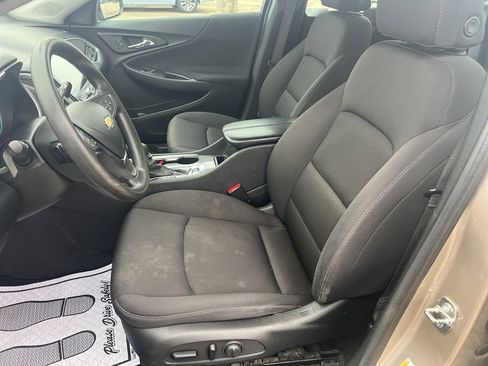 Used 2023 Chevrolet Malibu LT image 10