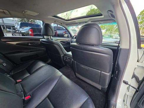 Used 2014 Lexus LS 460 w/ Comfort Package RWD image 16