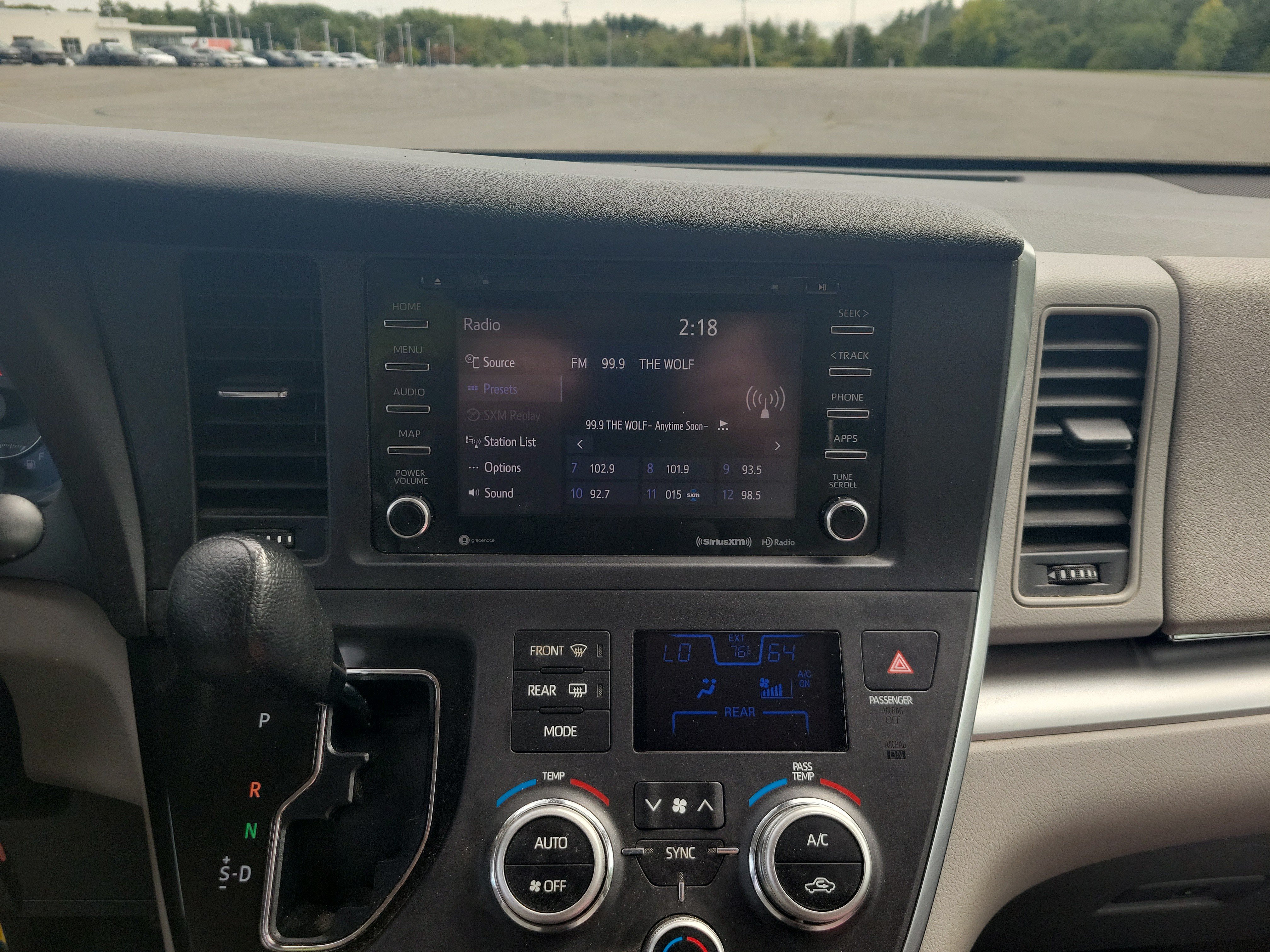 Used 2019 Toyota Sienna LE FWD image 26