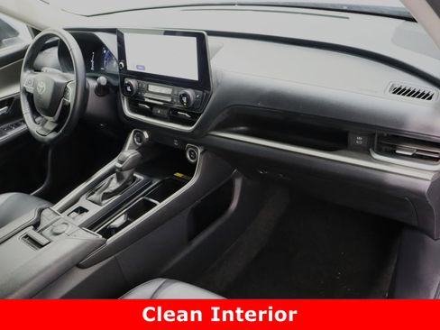 Certified 2025 Toyota Grand Highlander AWD image 39