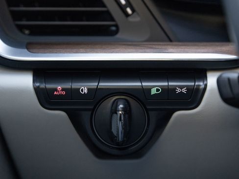 Certified 2024 Porsche 911 Turbo S AWD/4WD image 17