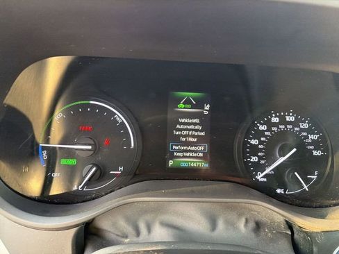 Used 2021 Toyota Sienna XLE w/ XLE Plus Package image 12