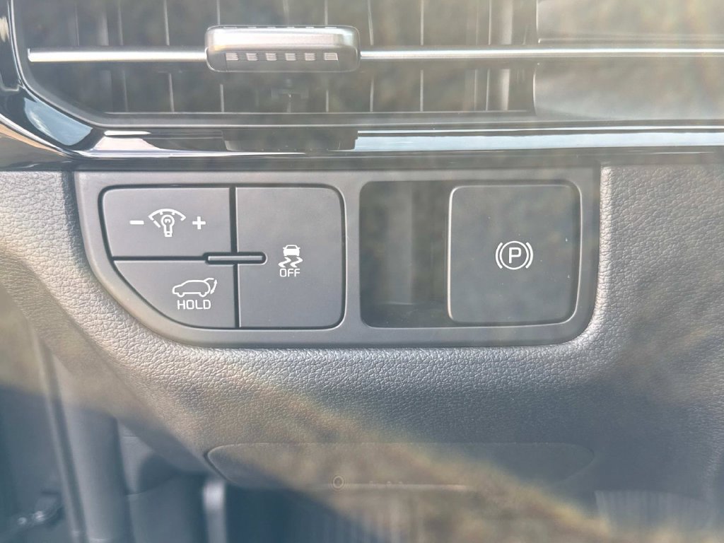 New 2026 Kia Sportage SX FWD image 22