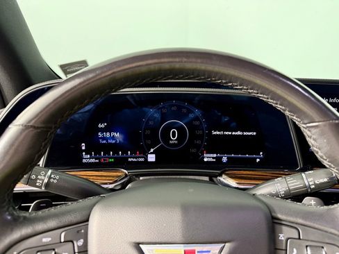 Used 2022 Cadillac Escalade ESV Luxury image 27