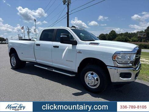 Certified 2024 RAM 3500 Big Horn AWD/4WD image 1