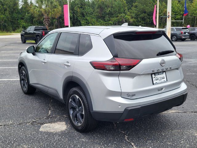 Used 2025 Nissan Rogue SV FWD image 6
