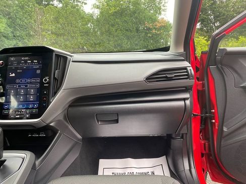 Used 2024 Subaru Crosstrek 2.0i Premium image 29