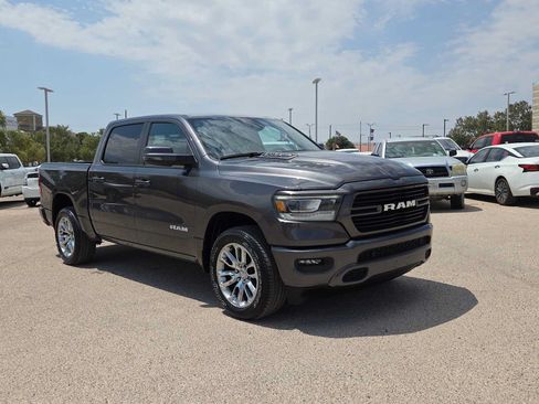 Used 2023 RAM 1500 Laramie AWD/4WD image 2