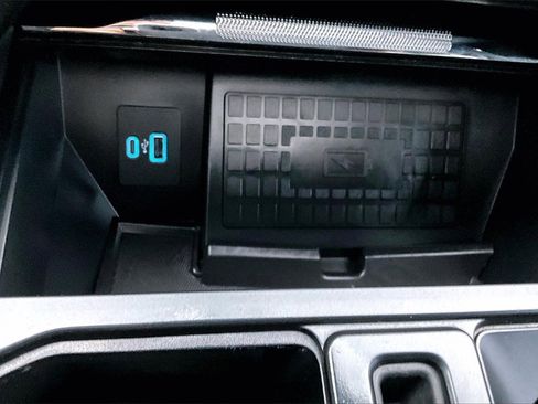 Used 2022 Ford F150 Raptor w/ Equipment Group 801A High image 15