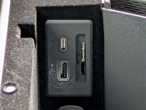 Used 2021 Cadillac CT4 Luxury image 24