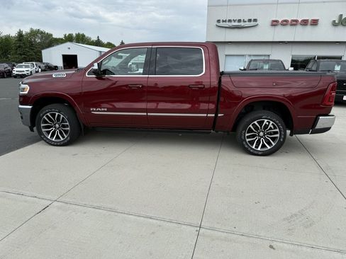Used 2025 RAM 1500 Limited AWD/4WD image 5