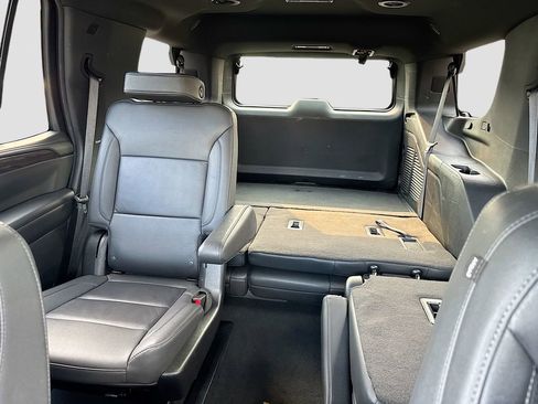 Used 2024 Chevrolet Tahoe LT image 29