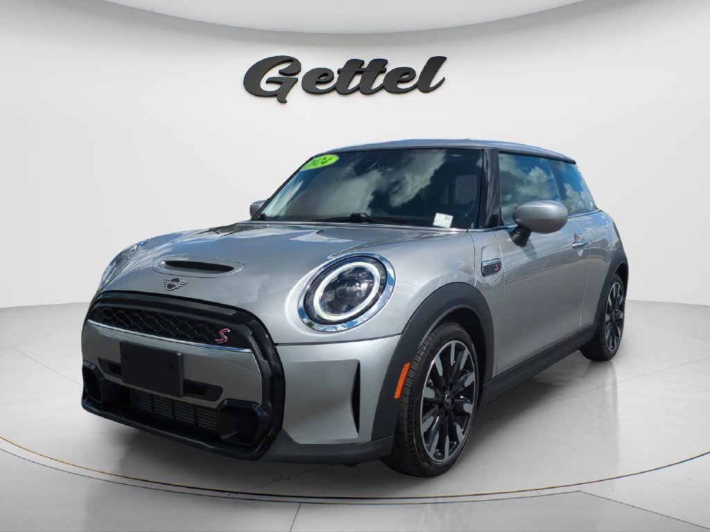 Used 2024 MINI Cooper S w/ Signature Upholstery Package FWD image 1