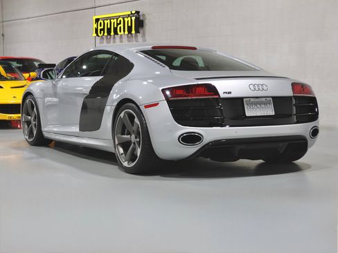 Used 2011 Audi R8 V10 AWD/4WD image 37