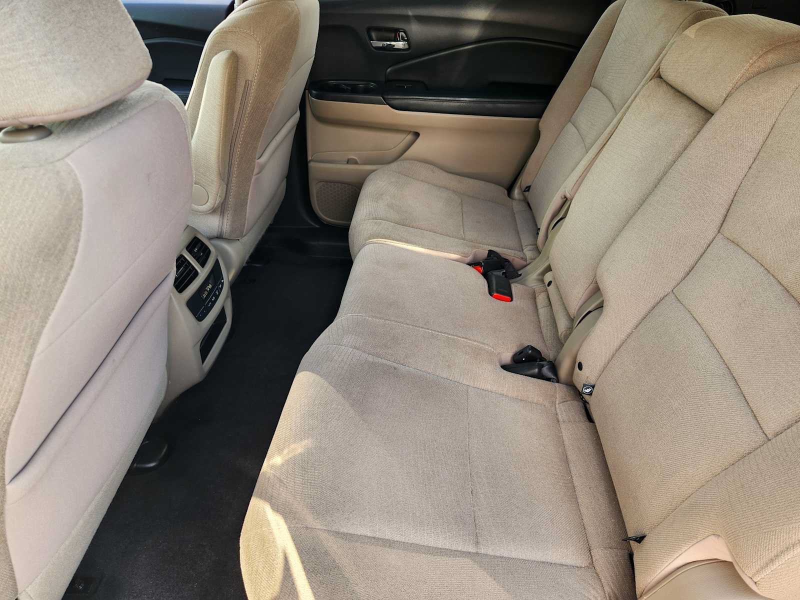 Used 2016 Honda Pilot EX image 29