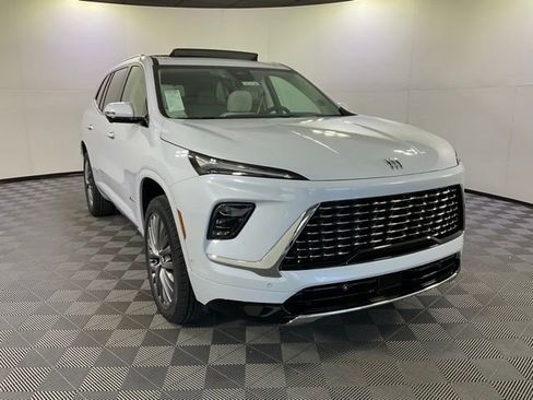 New 2026 Buick Enclave Avenir w/ Super Cruise Package image 3