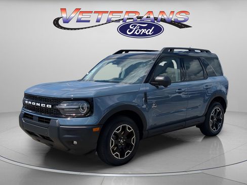 New 2025 Ford Bronco Sport Outer Banks w/ Outer Banks Tech Package+ image 1