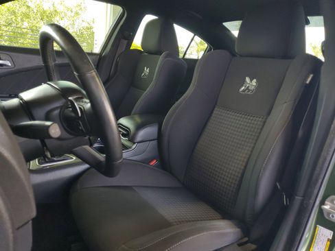 Used 2020 Dodge Charger Scat Pack RWD image 19