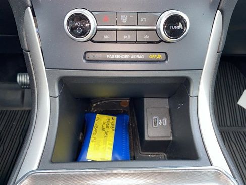 Certified 2022 Ford Edge SEL w/ Convenience Package image 13