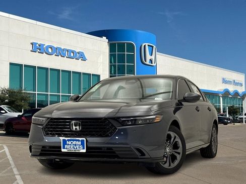 New 2025 Honda Accord EX-L image 1