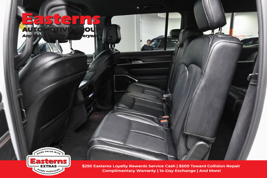 Used 2024 Jeep Wagoneer Series II AWD/4WD image 22