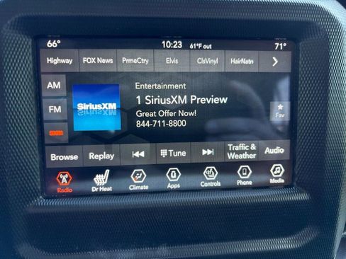 Used 2021 Jeep Gladiator Rubicon w/ Cold Weather Group AWD/4WD image 15